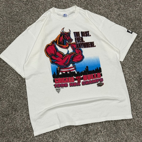 STARTER Other - Vintage 90s Starter Chicago Bulls Mascot T-Shirt NBA Champs Mens XL 1996 Graphic